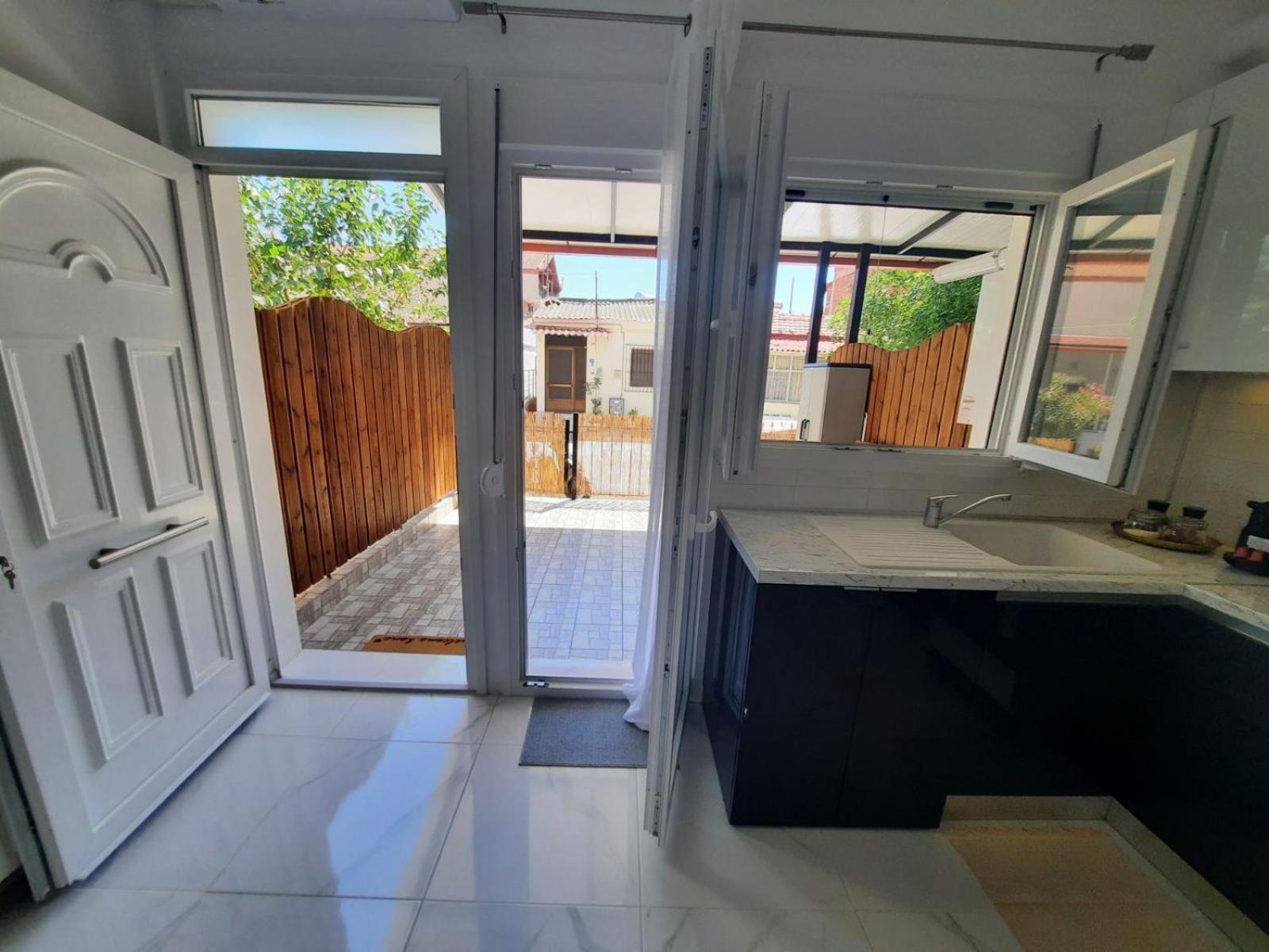 House B Diavata, Thessaloniki Apartment Exterior photo